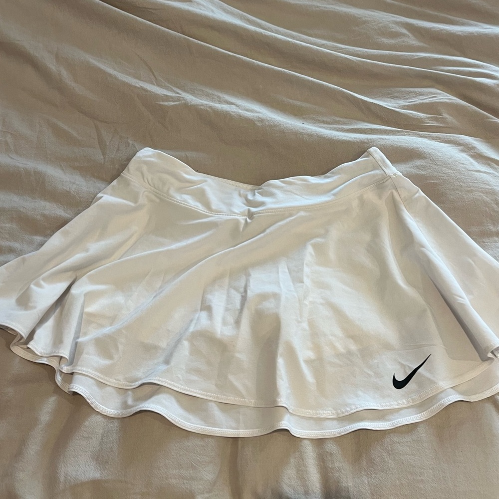 Nike tennis skirt size Medium